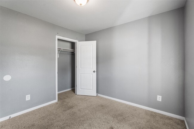 Building Photo - 15638 Del Norte Dr
