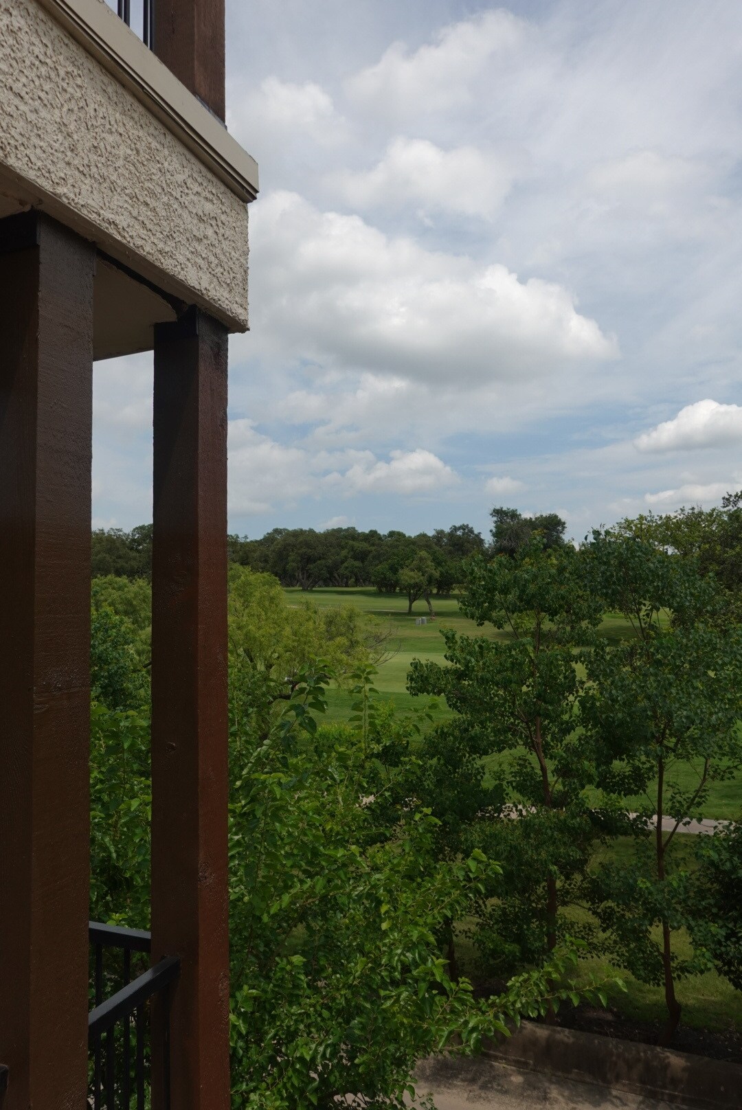 Building Photo - 7342 Oak Manor Dr