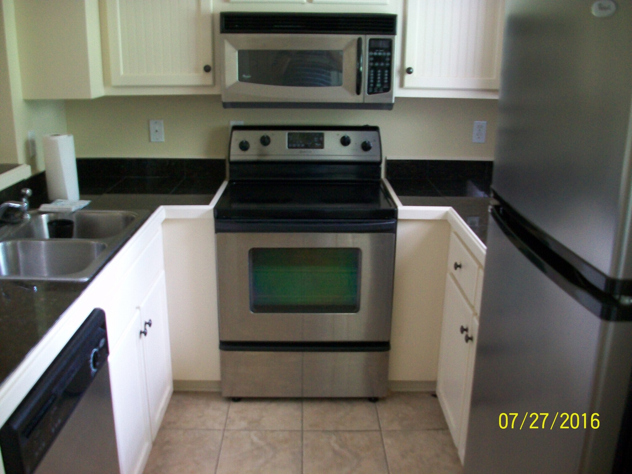 Building Photo - 2206 Anderson Rd