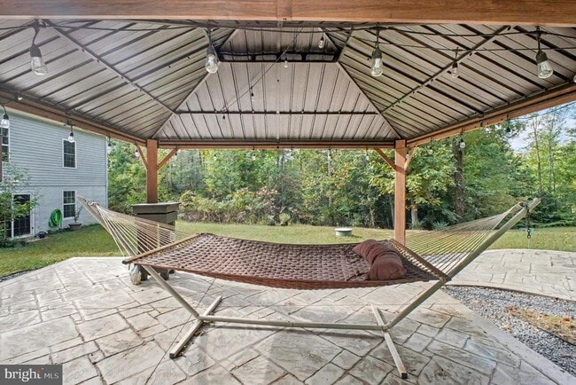 Building Photo - 8052 Buckthorne Run
