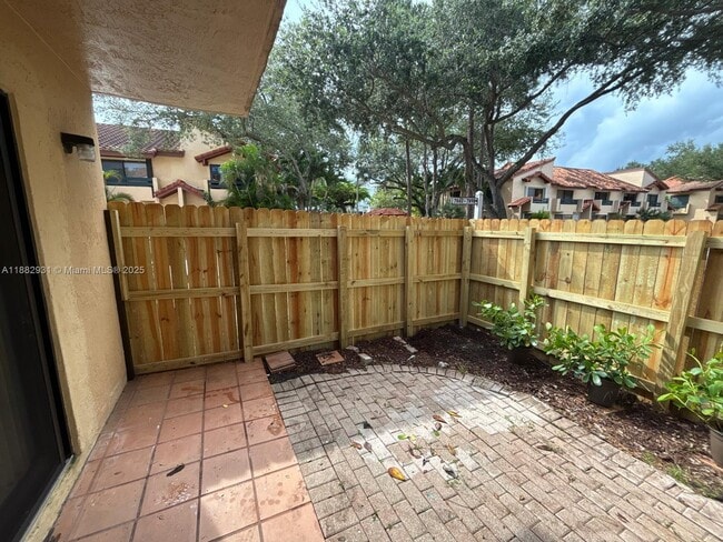 Building Photo - 7870 SW 102nd Ln