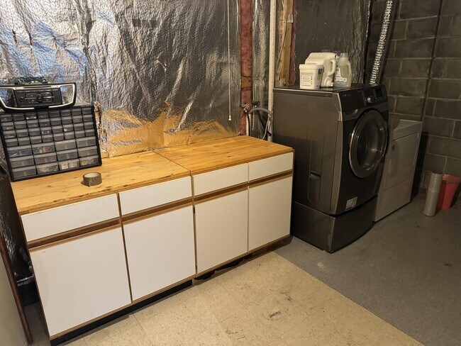 Building Photo - 19048 Partridge Wood Dr