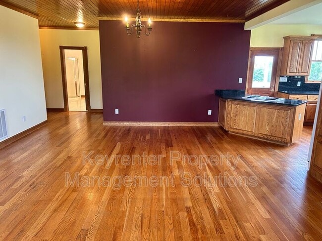 Building Photo - 33 Hodge Farm Ln