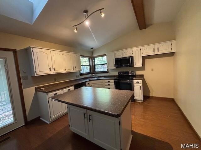 Building Photo - 1599 Paradise Valley Dr