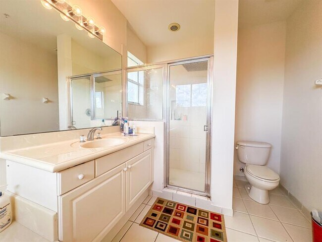 Building Photo - 4335 Coventry Pointe Way