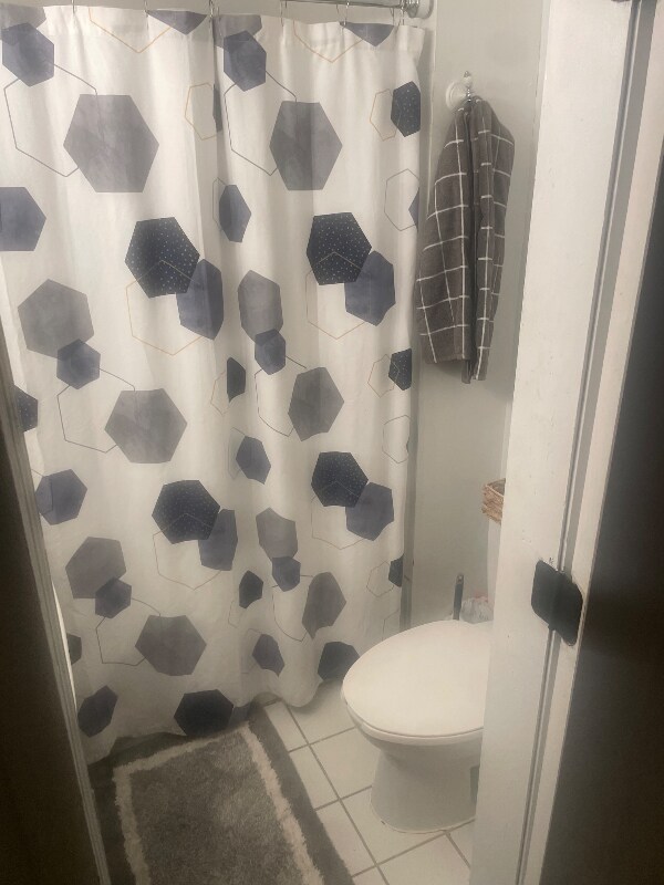 Building Photo - 611 Gordon Ave