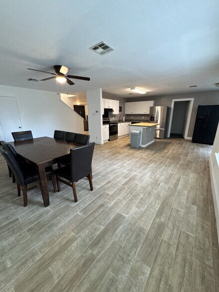 Building Photo - 179 Lexington