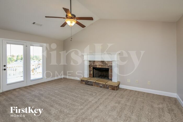 Building Photo - 1666 Dillard Way