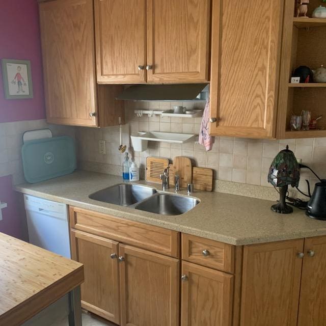 Building Photo - 1614 E Newton Ave