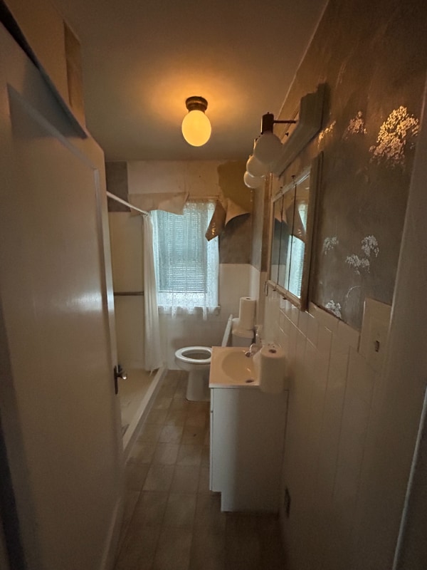 Building Photo - 505 Chaudet Ave