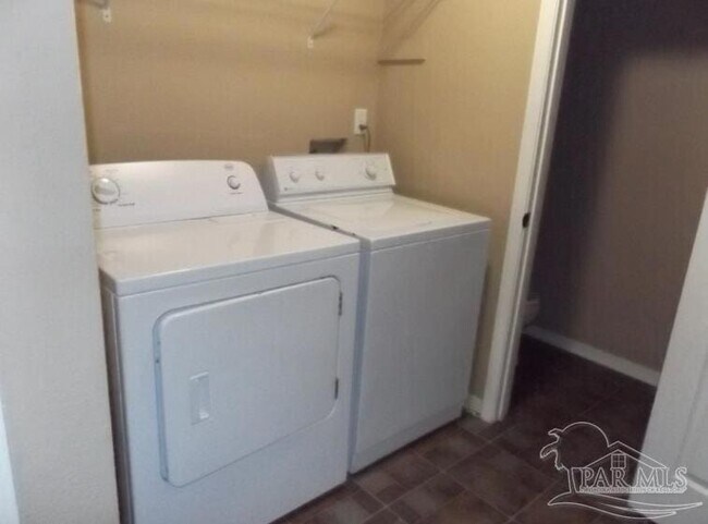 Building Photo - 4650 Petra Cir