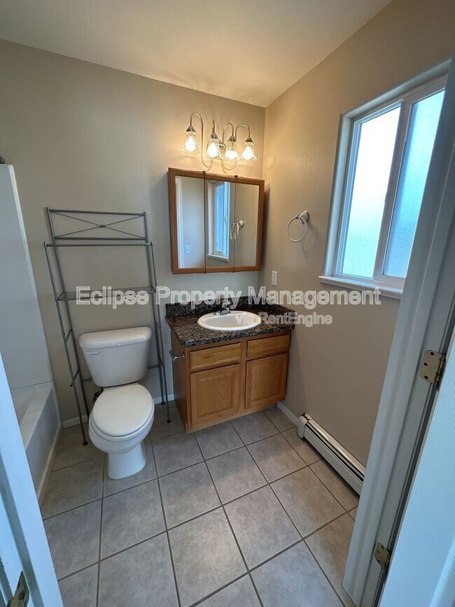 Building Photo - 488 Coronado Ct