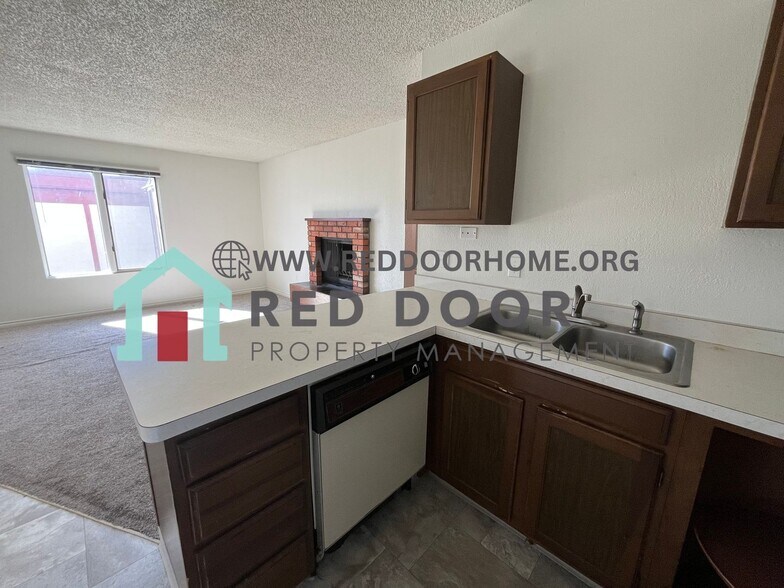 Building Photo - 3542 11th Ave S