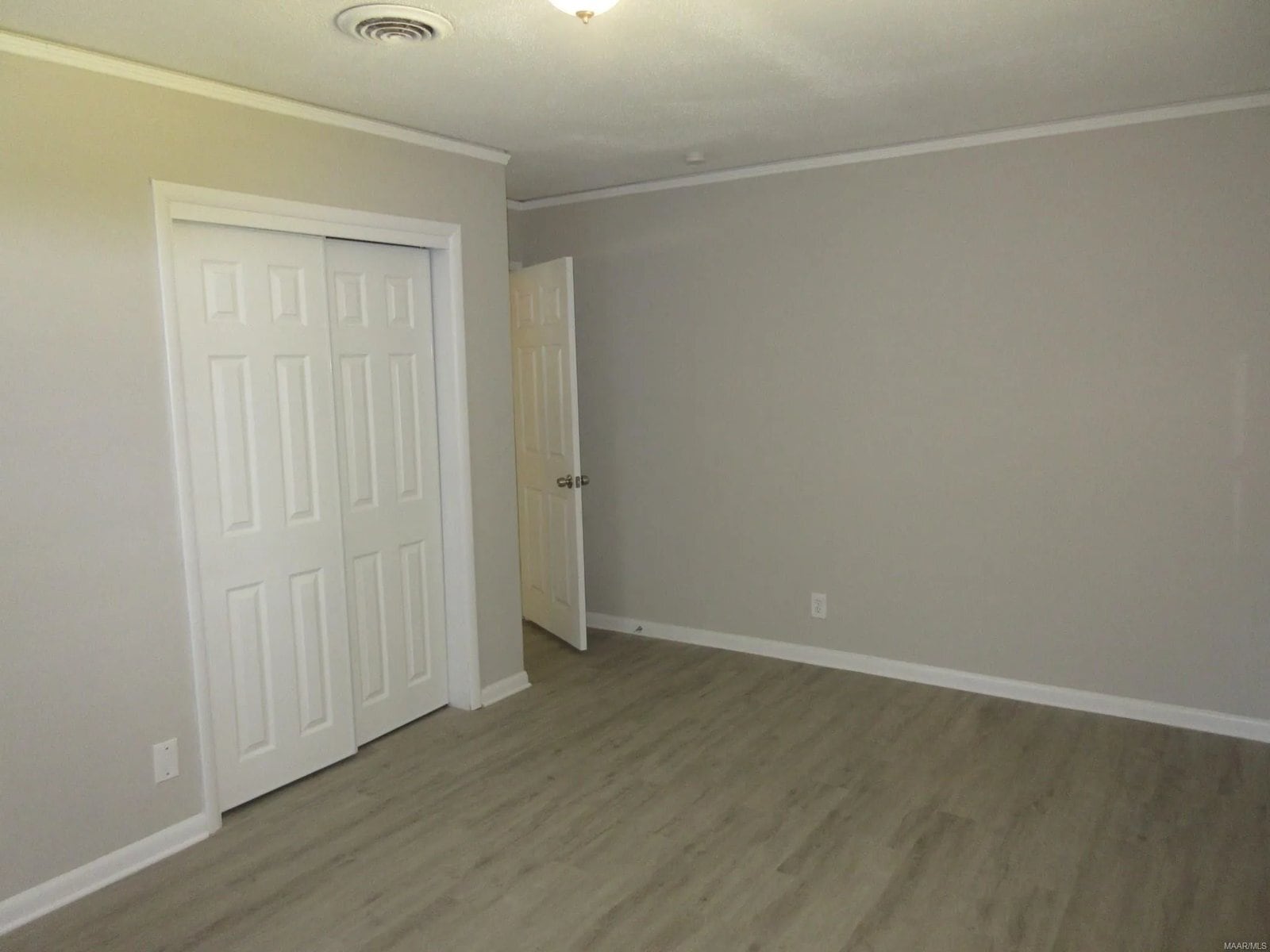 Building Photo - 616 Byrne Dr