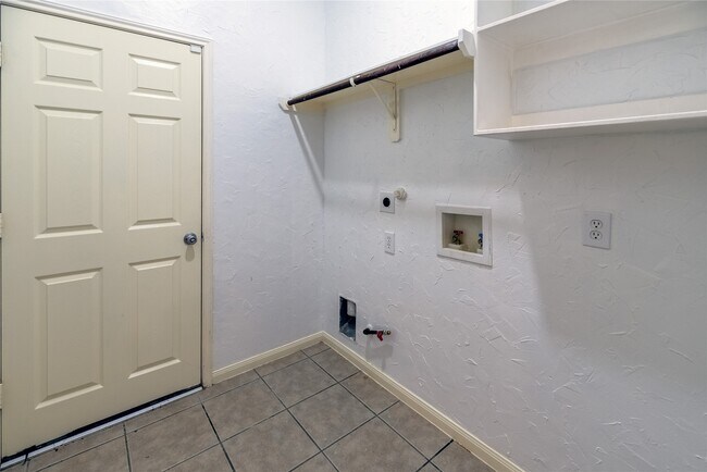 Building Photo - 19923 Brookway Oak Ct