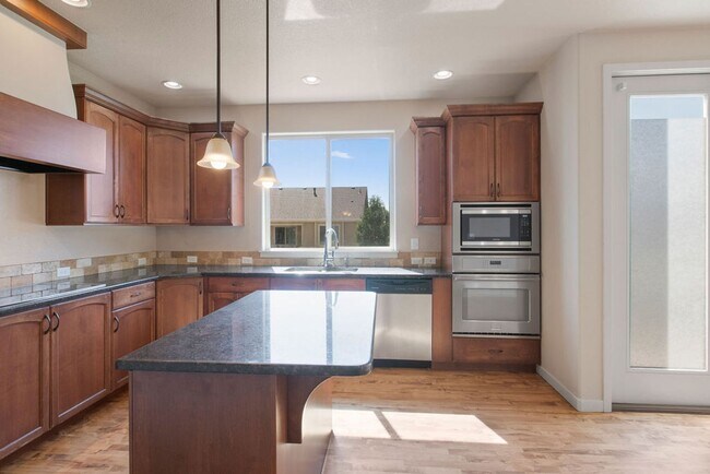 Building Photo - Beautiful 3 Bedroom Home in Evans