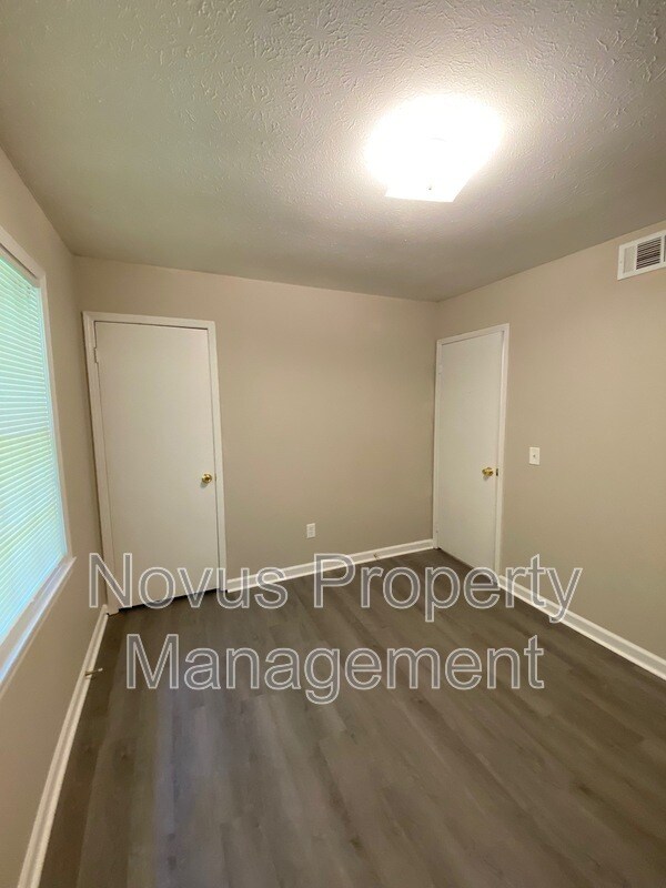 Building Photo - 191 Harvell Dr