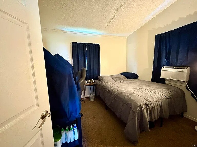 Building Photo - 2776 Medford St