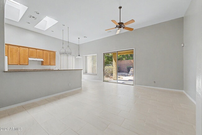 Building Photo - 6602 W Andrea Dr