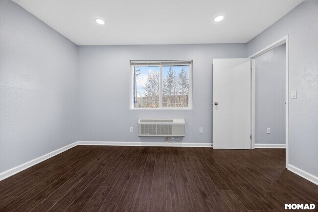 Building Photo - 1 Bedroom Condo in Hackensack