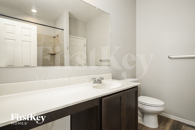 Building Photo - 168 Fabarm Ln