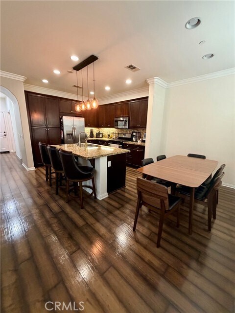 Building Photo - 428 Campestre Ln