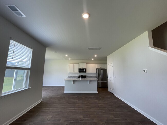 Building Photo - 240 Blue Haw Dr