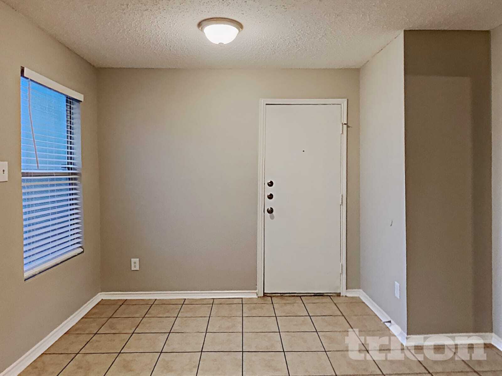 Building Photo - 7422 Amber Dr