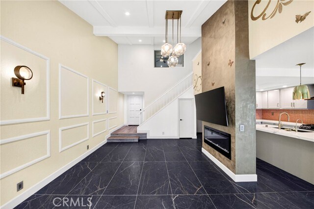 Building Photo - 1034 Creekside Dr