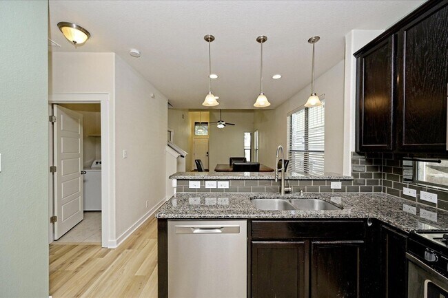 Building Photo - 2101 Rivers Edge Way