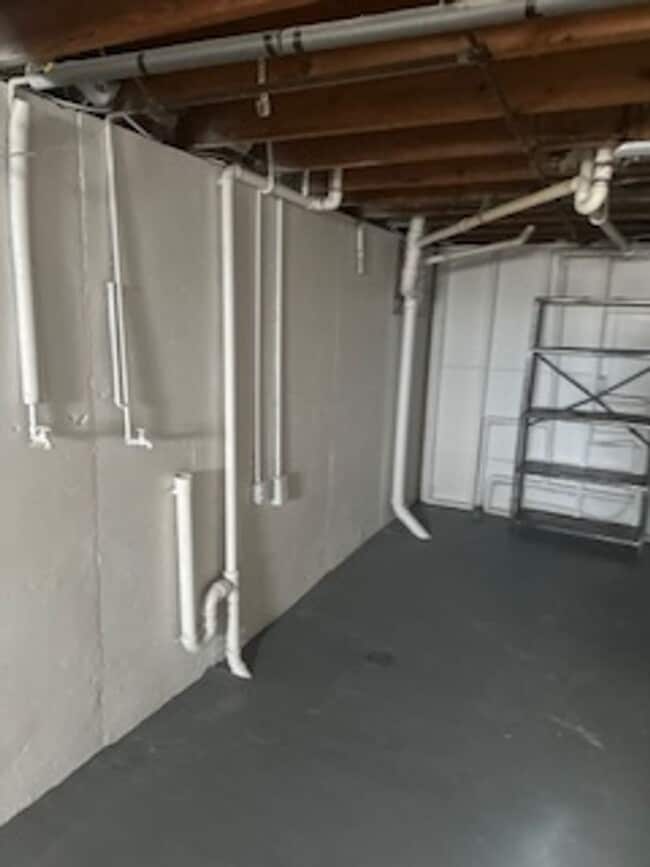 Building Photo - Welcome Home! Beautiful 4 Bedroom 2 Bath Home in Kansas City, MO