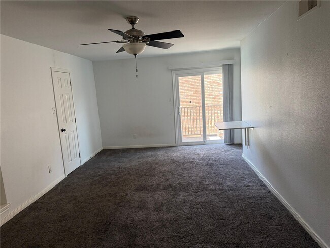 Building Photo - 3600 Jeanetta St