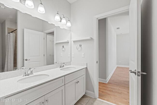 Building Photo - 548 Kendall Crossing Dr