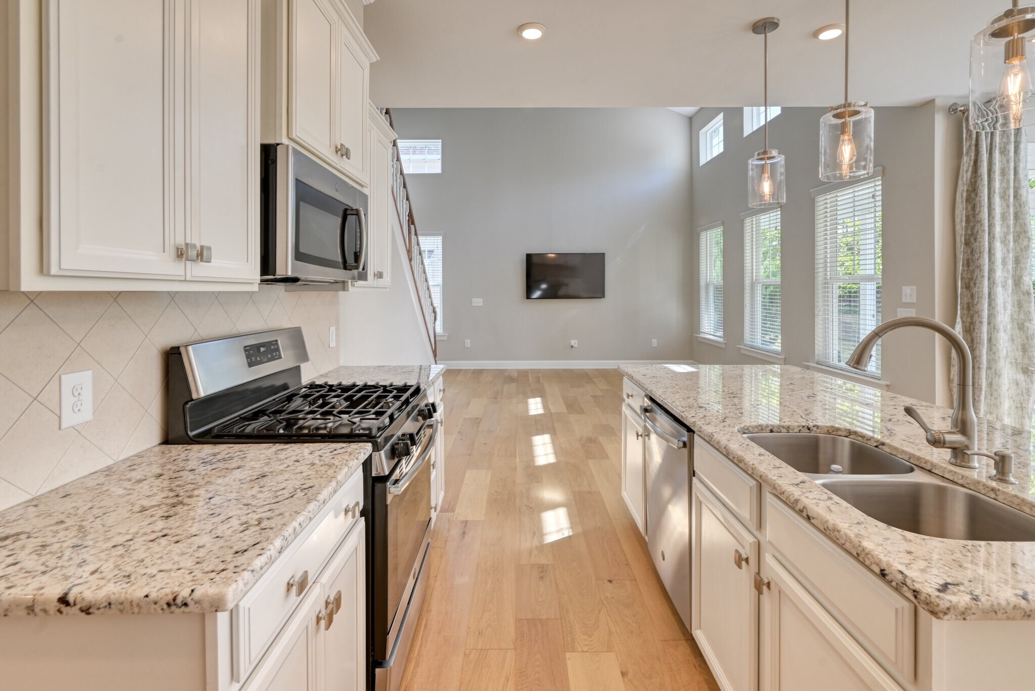 Building Photo - 335 Acorn Hollow Pl