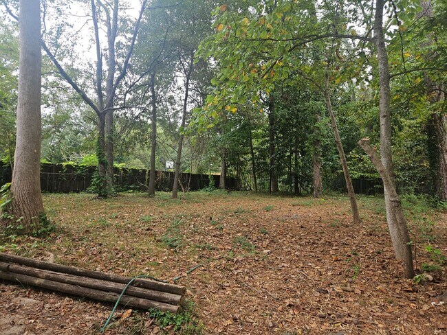 Building Photo - Smyrna Heights Bungalow