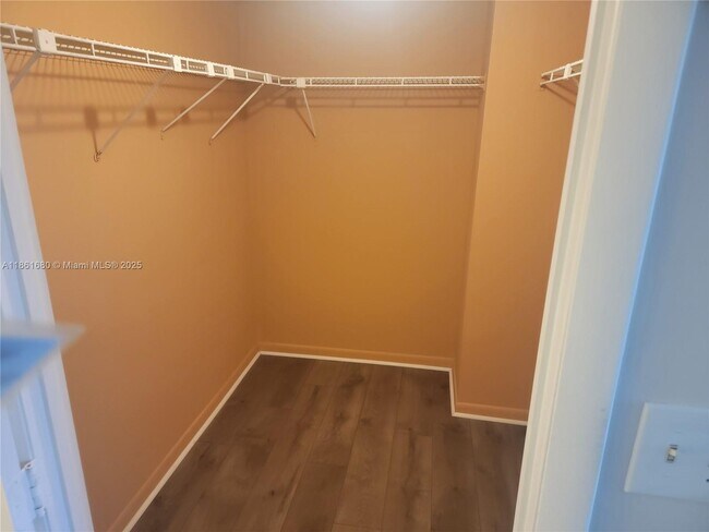 Building Photo - 3800 S Ocean Dr
