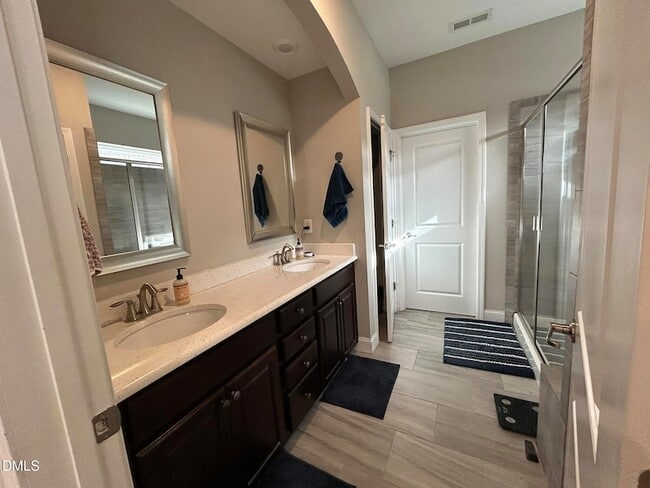 Building Photo - 1028 Topland Ct