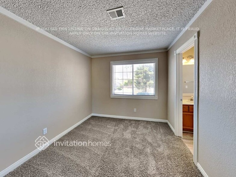 Building Photo - 760 Charwood Cir
