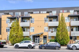 Building Photo - Sunny 3rd floor RiNo Corner Unit Condo- Gr...