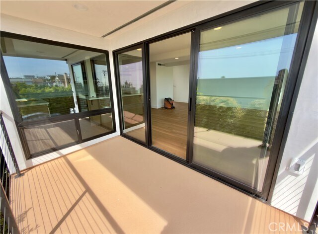 Building Photo - 232 Fairview St