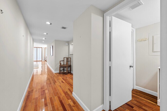 Building Photo - 3250 S Ocean Blvd