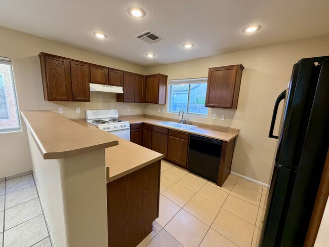 Building Photo - 4 bedroom near Nellis AFB
