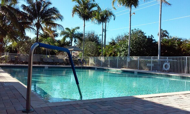 Building Photo - 350 E Coral Trace Cir