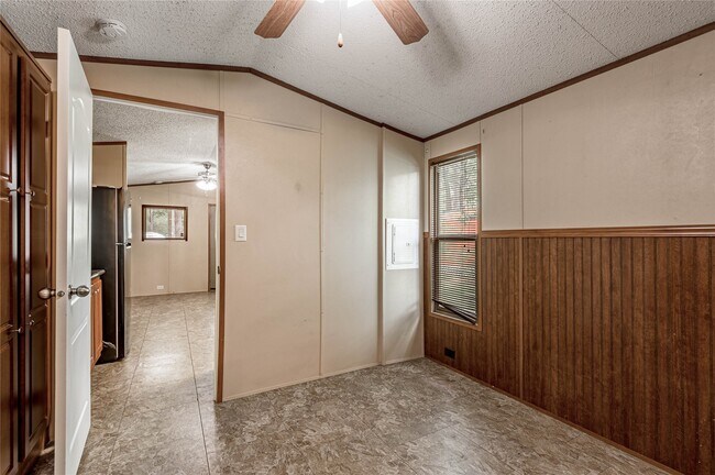 Building Photo - 25 Starlight Dr