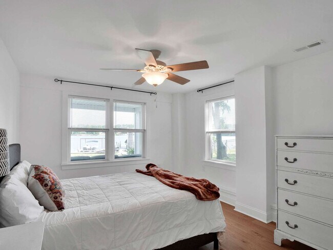 Building Photo - 1513 State Rd S-20-457