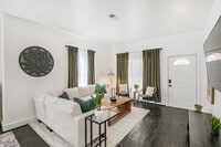 Building Photo - 3309 Webster St