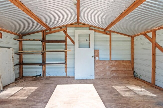 Building Photo - 507 Clift Dr