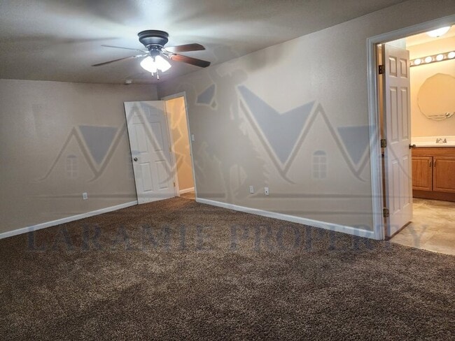 Building Photo - 1256 N 6th St