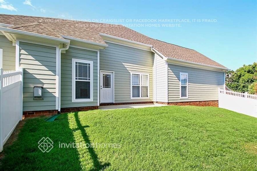 Building Photo - 20229 Colony Point Ln