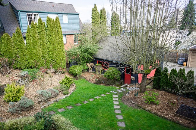 Building Photo - 4Bd/2.5Ba Seattle House